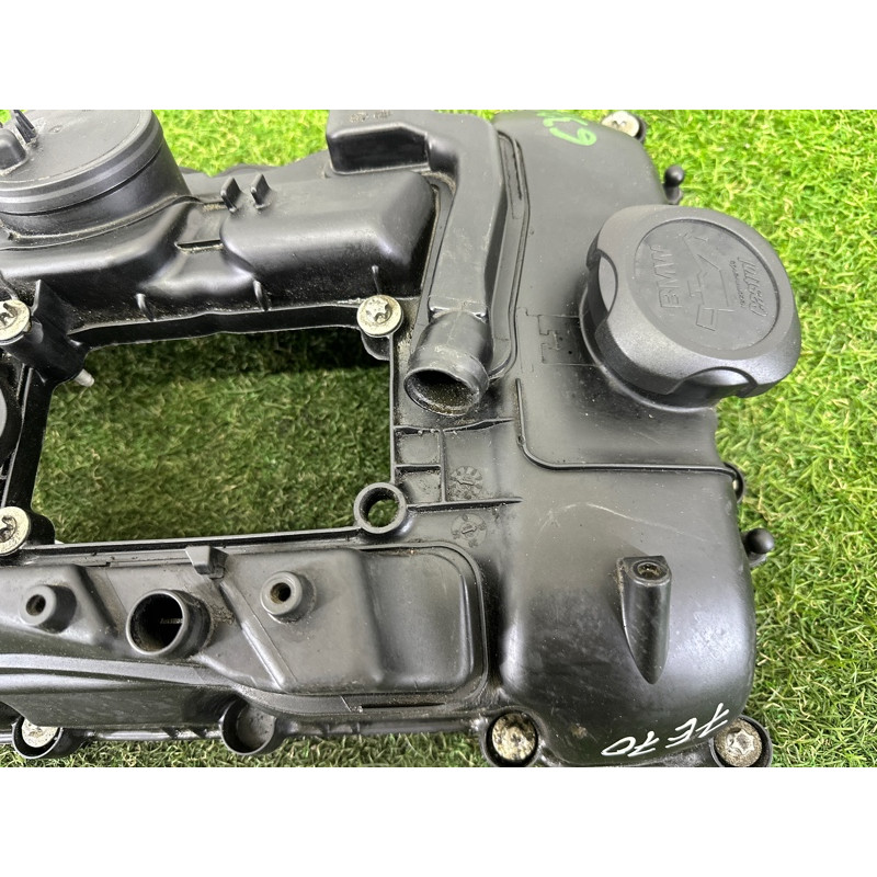 Крышка клапанов (двигатель и элементы) BMW X5 E70 2013-2015 3.0 11127570292