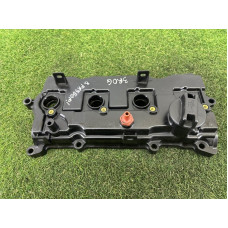 Крышка клапанов