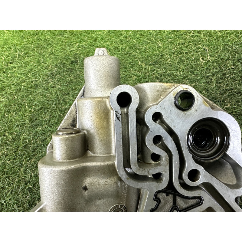 Маслонасос (двигатель и элементы) AUDI Q5 8R 2012 2.0 CAEB 06H115105DF