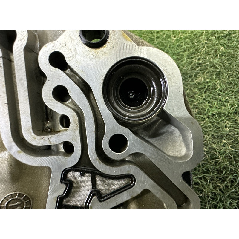 Маслонасос (двигатель и элементы) AUDI Q5 8R 2012 2.0 CAEB 06H115105DF