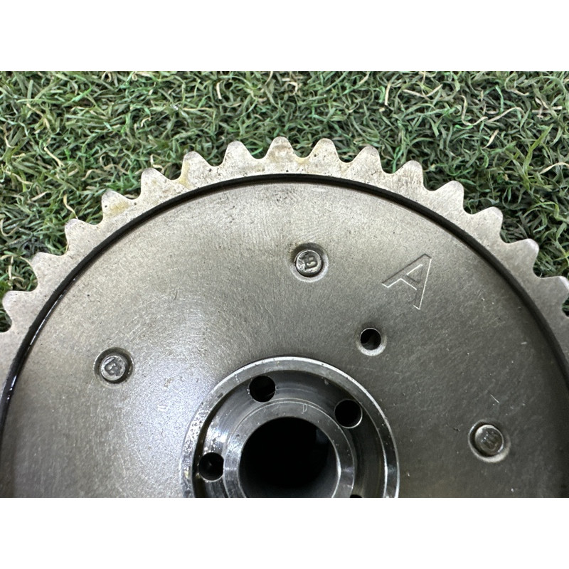 Регулятор фаз газораспределения (двигатель и элементы) BMW 7-series F02 2011 4.4 N63 11367598002