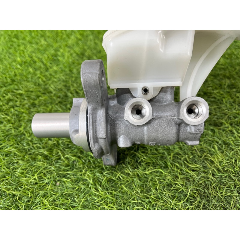 Главный тормозной цилиндр (тормозная система) Nissan Rogue T33 2023 1.5 KR15DDT 460106RR0A