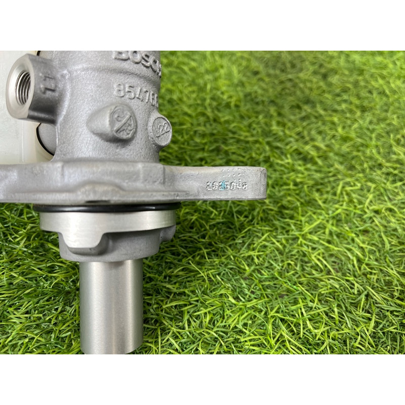 Главный тормозной цилиндр (тормозная система) Nissan Rogue T33 2023 1.5 KR15DDT 460106RR0A