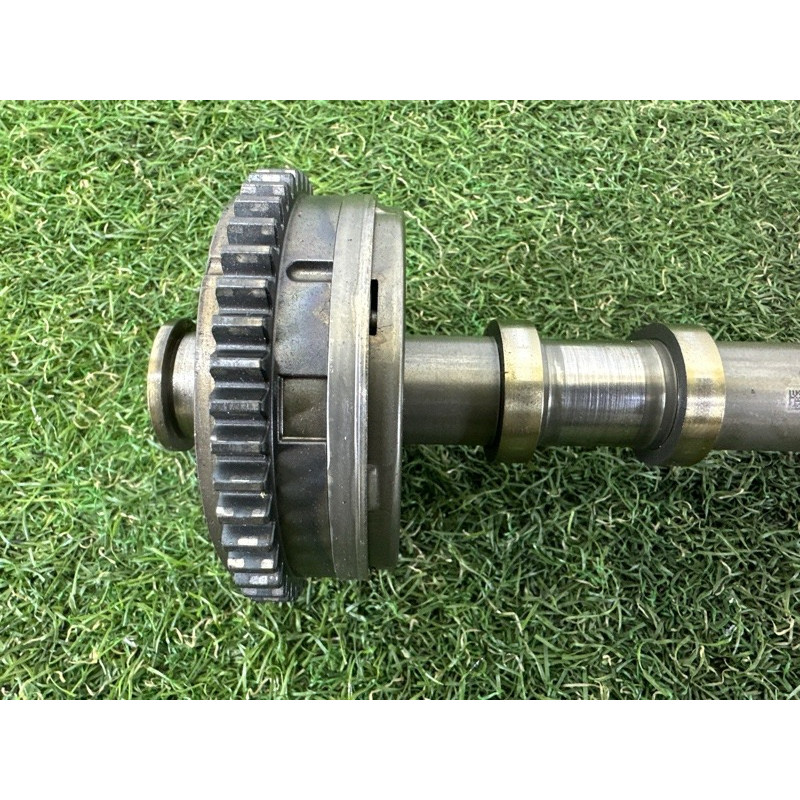 Распредвал выпускной (двигатель и элементы) AUDI A4 B9 2017 2.0 DBPA 06L109022AD