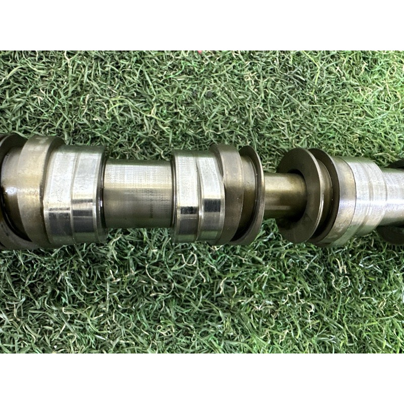 Распредвал выпускной (двигатель и элементы) AUDI Q5 8R 2012 2.0 CAEB 06H109022BG