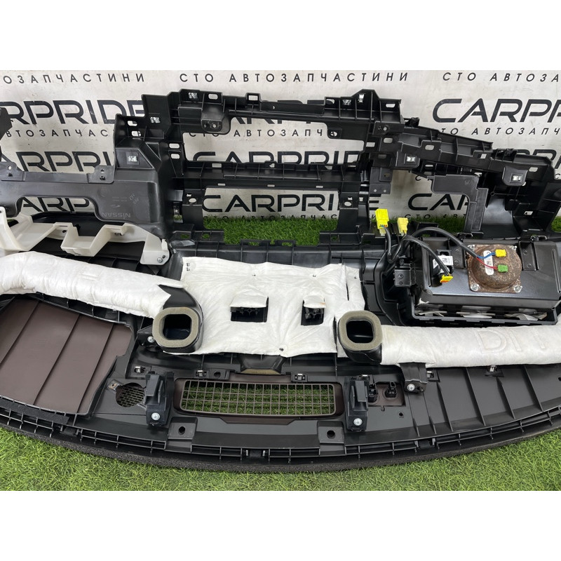 Торпедо (салон) Nissan Rogue T33 2023 1.5 KR15DDT 682006RR2A