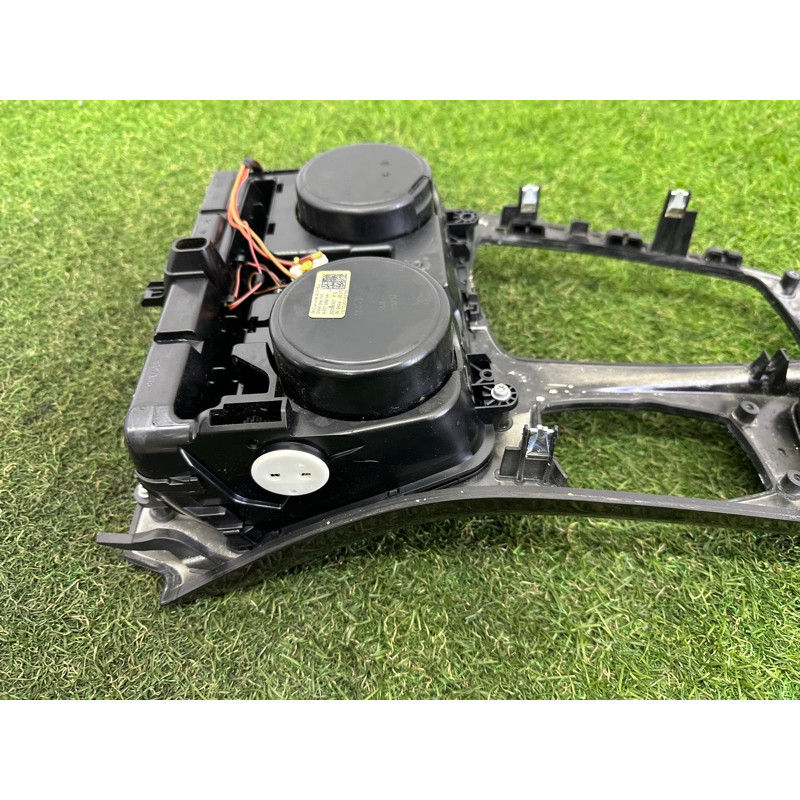 Декоративная накладка центральной консоли (салон) BMW 5-series F10 2015 2.0 N20 51169206389