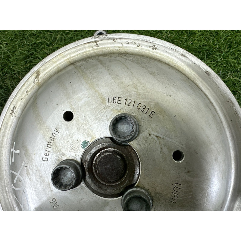 Помпа (система охлаждения) AUDI Q7 4M 2017 3.0 CREC 06E121018L