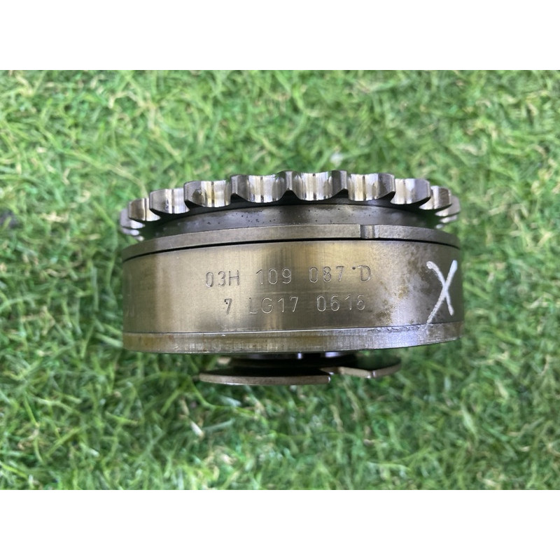 Регулятор фаз газораспределения (двигатель и элементы) Volkswagen Touareg NF 2012 3.6 CGRA 03H109087D