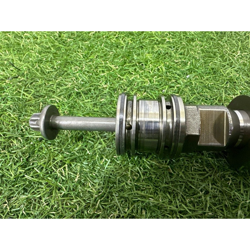 Розподільний вал впускний (двигун та елементи) BMW 7-series F02 2011 4.4 N63 11317629529