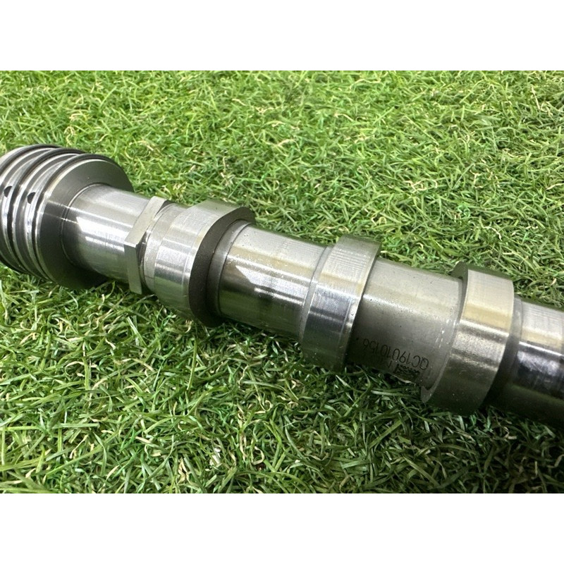 Распредвал впускной (двигатель и элементы) Volkswagen Touareg NF 2013 3.6 03H109102M