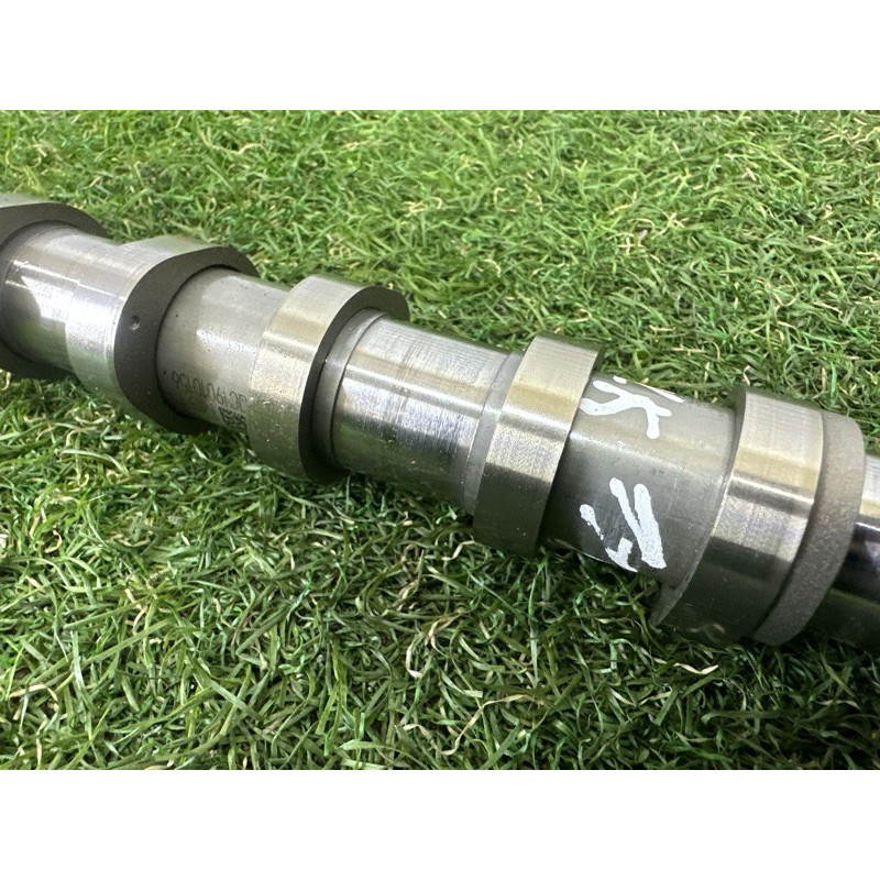 Распредвал впускной (двигатель и элементы) Volkswagen Touareg NF 2013 3.6 03H109102M