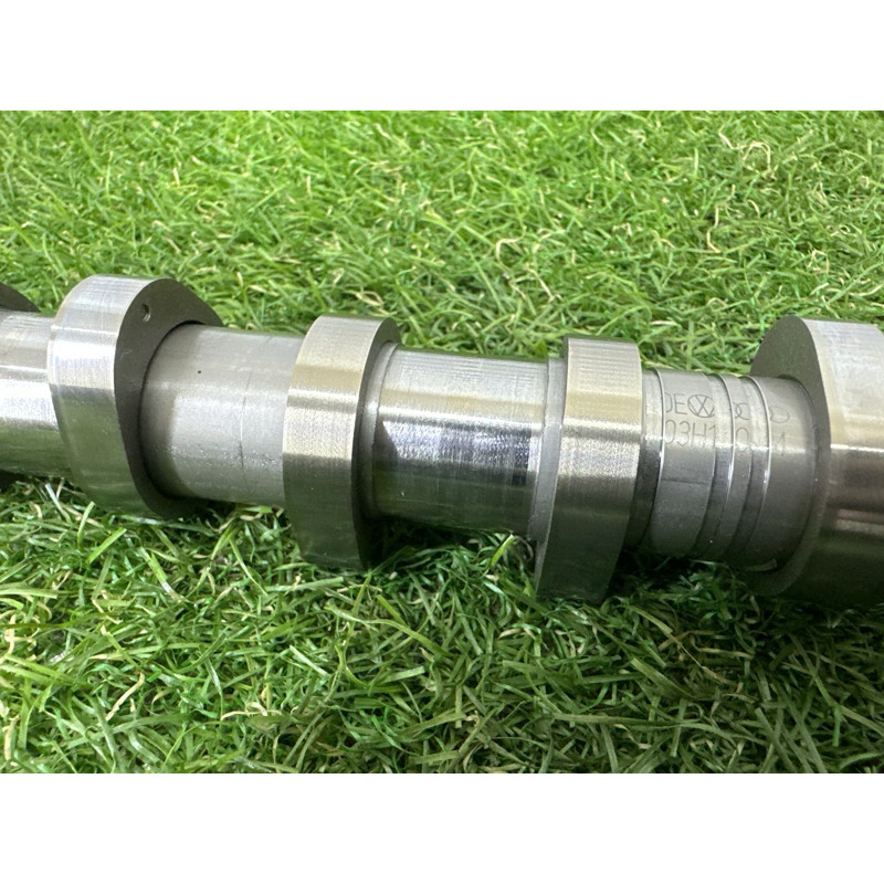 Распредвал выпускной (двигатель и элементы) Volkswagen Touareg NF 2013 3.6 03H109101M