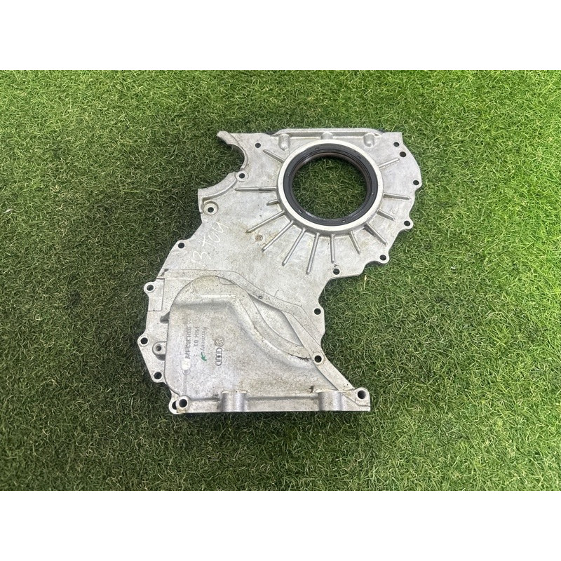 Крышка двигателя (двигатель и элементы) Volkswagen Touareg NF 2015 3.6 CGRA 03H103173B