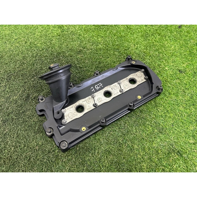 Крышка клапанов (двигатель и элементы) AUDI Q7 4L 2011 3.0 CATA 059103469AH