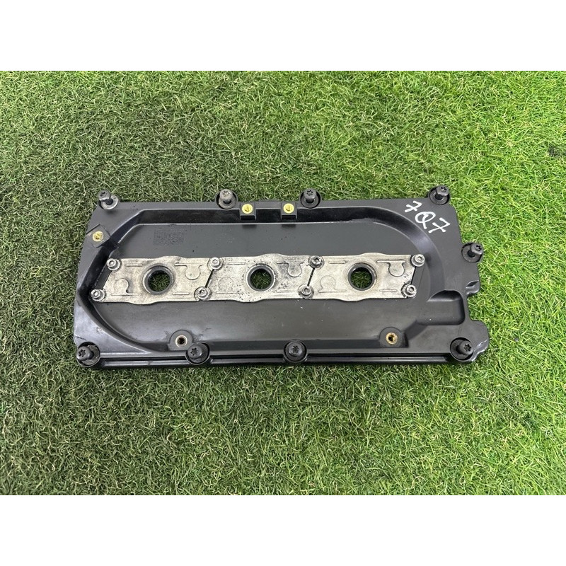 Крышка клапанов (двигатель и элементы) AUDI Q7 4L 2011 3.0 CATA 059103470AC