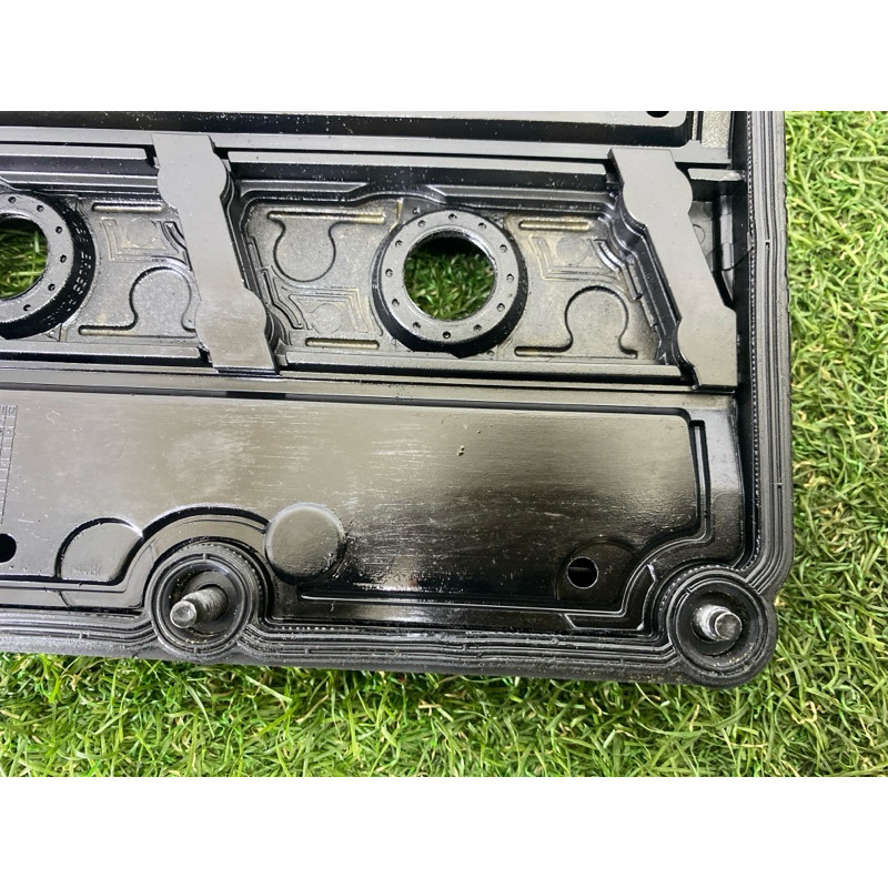 Крышка клапанов (двигатель и элементы) Volkswagen Touareg NF 2011 3.0 TDI 059103470AC