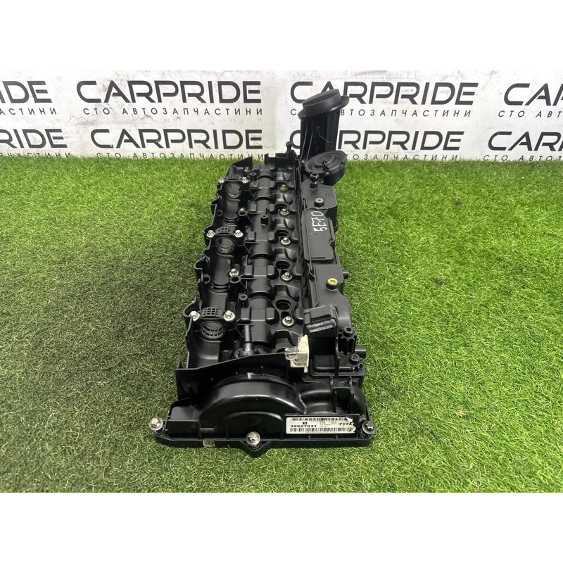 Кришка клапанів (двигун та елементи) BMW X5 E70 2011 3.0 N57 11127823181