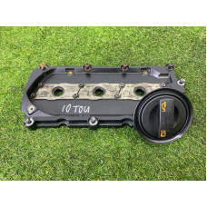 Крышка клапанов