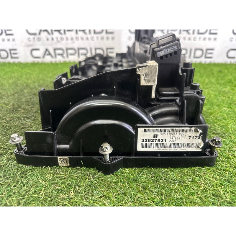 Кришка клапанів (двигун та елементи) BMW X5 E70 2011 3.0 N57 11127823181