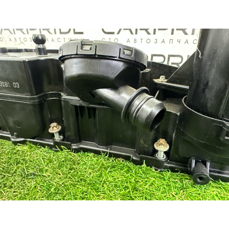 Кришка клапанів (двигун та елементи) BMW X5 E70 2011 3.0 N57 11127823181