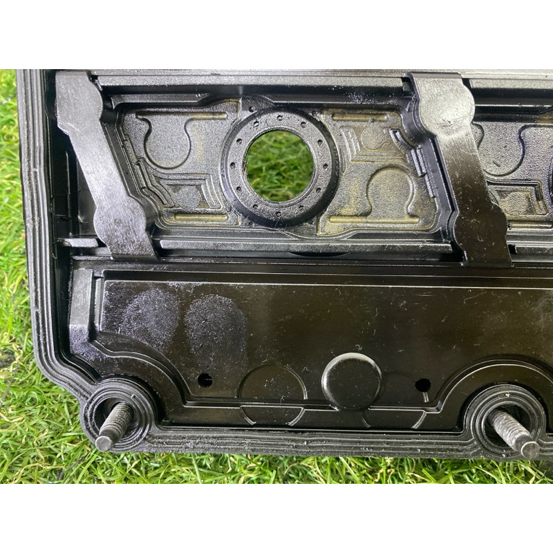 Крышка клапанов (двигатель и элементы) Volkswagen Touareg NF 2011 3.0 TDI 059103469AH