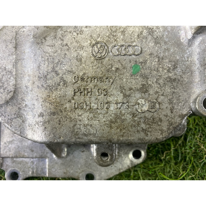 Крышка двигателя (двигатель и элементы) Volkswagen Touareg NF 2013 3.6 03H103173B