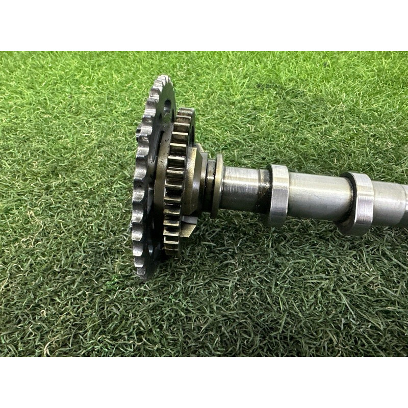 Розподільний вал впускний (двигун та елементи) BMW 5-series F10 2011 2.0 N47N 11318575437