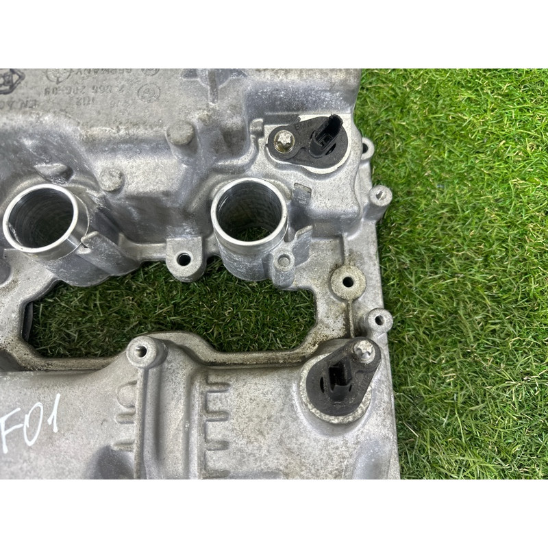 Крышка клапанов (двигатель и элементы) BMW 7-series F02 2011 4.4 N63 11127570939