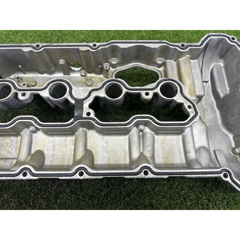 Крышка клапанов (двигатель и элементы) BMW 7-series F02 2011 4.4 N63 11127570939