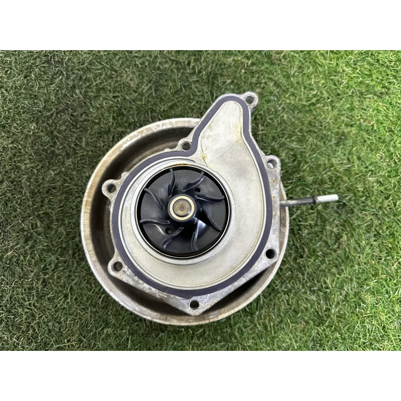 Помпа (система охлаждения) AUDI A7 4G 2012 3.0 CGXB 06E121018N