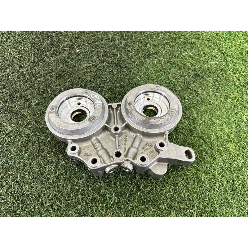 Опорный кронштейн распредвала (двигатель и элементы) AUDI A4 B9 2017 2.0 DBPA 06L103144H