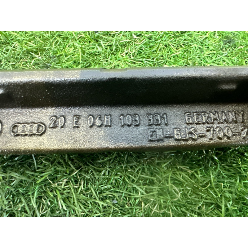 Блок балансирных валов (двигатель и элементы) AUDI Q5 8R 2012 2.0 CAEB 06H198205F