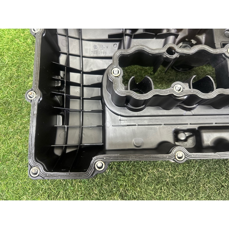 Крышка клапанов (двигатель и элементы) BMW 7-series F01 2011 3.0 N54 11127565284