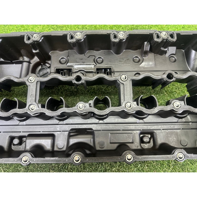 Крышка клапанов (двигатель и элементы) BMW 7-series F01 2011 3.0 N54 11127565284