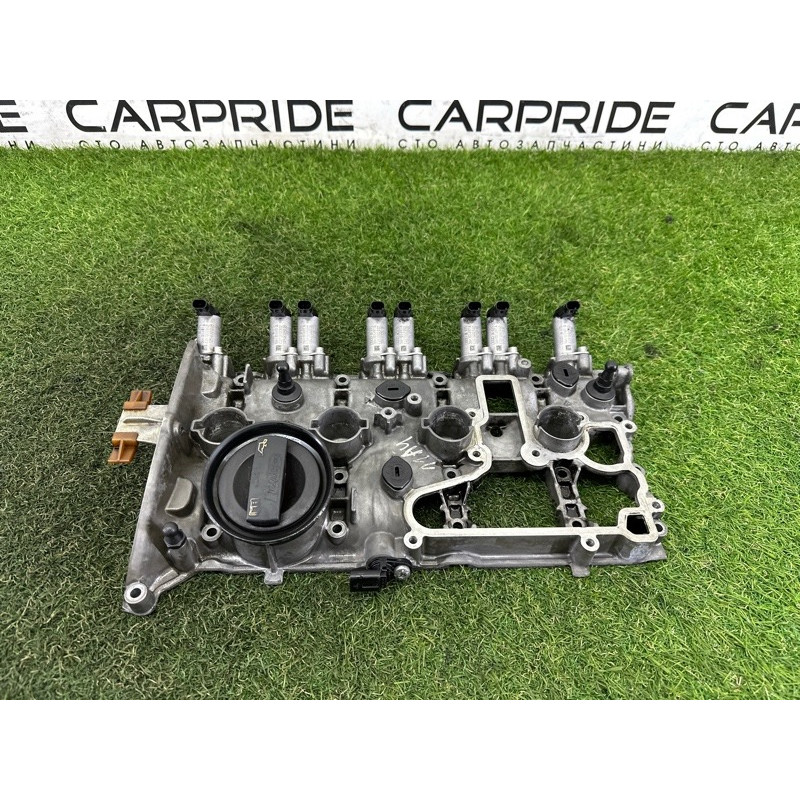 Крышка клапанов (двигатель и элементы) AUDI A4 B8 2012 2.0 CAEB 06H103475H