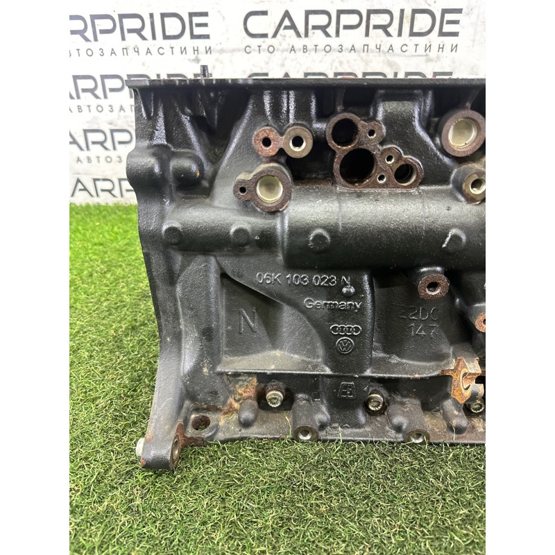 Блок цилиндров (двигатель и элементы) AUDI A4 B9 2017 2.0 DBPA 06L100033D