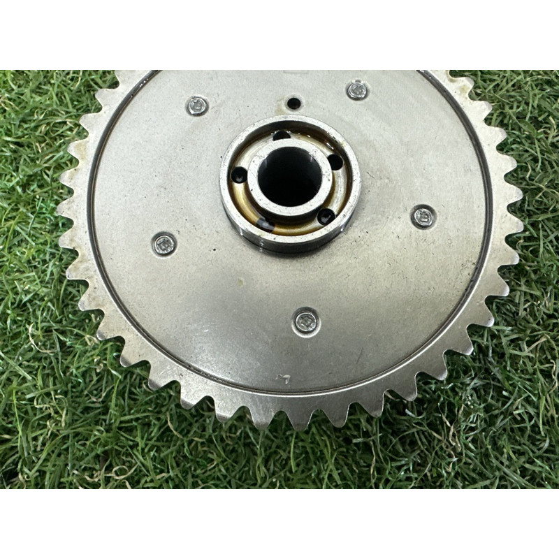 Регулятор фаз газораспределения (двигатель и элементы) BMW 7-series F02 2011 4.4 N63 11367598001