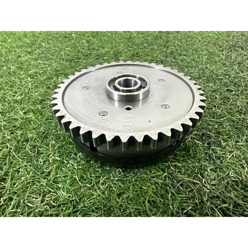 Регулятор фаз газораспределения (двигатель и элементы) BMW 7-series F02 2011 4.4 N63 11367598001