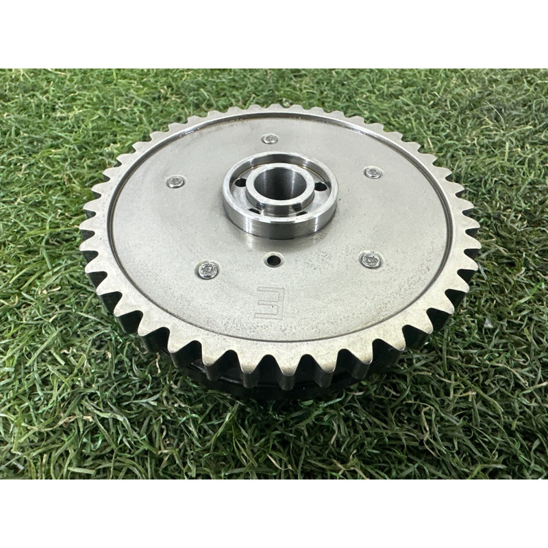 Регулятор фаз газораспределения (двигатель и элементы) BMW 7-series F02 2011 4.4 N63 11367598001