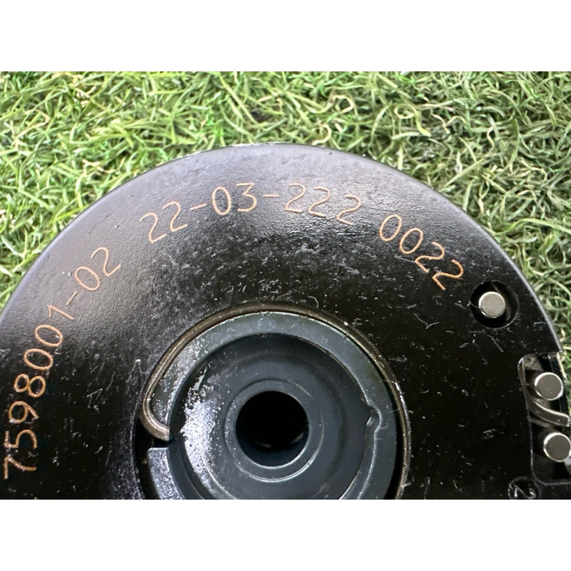 Регулятор фаз газораспределения (двигатель и элементы) BMW 7-series F02 2011 4.4 N63 11367598001