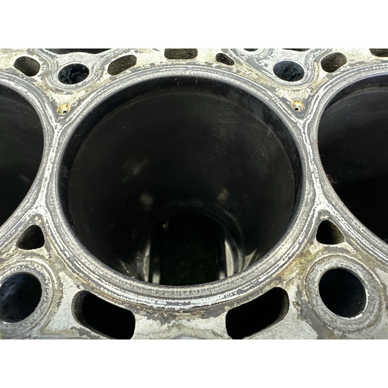 Блок циліндрів (двигун та елементи) BMW 5-series F10 2011 2.0 N47N 11112359840