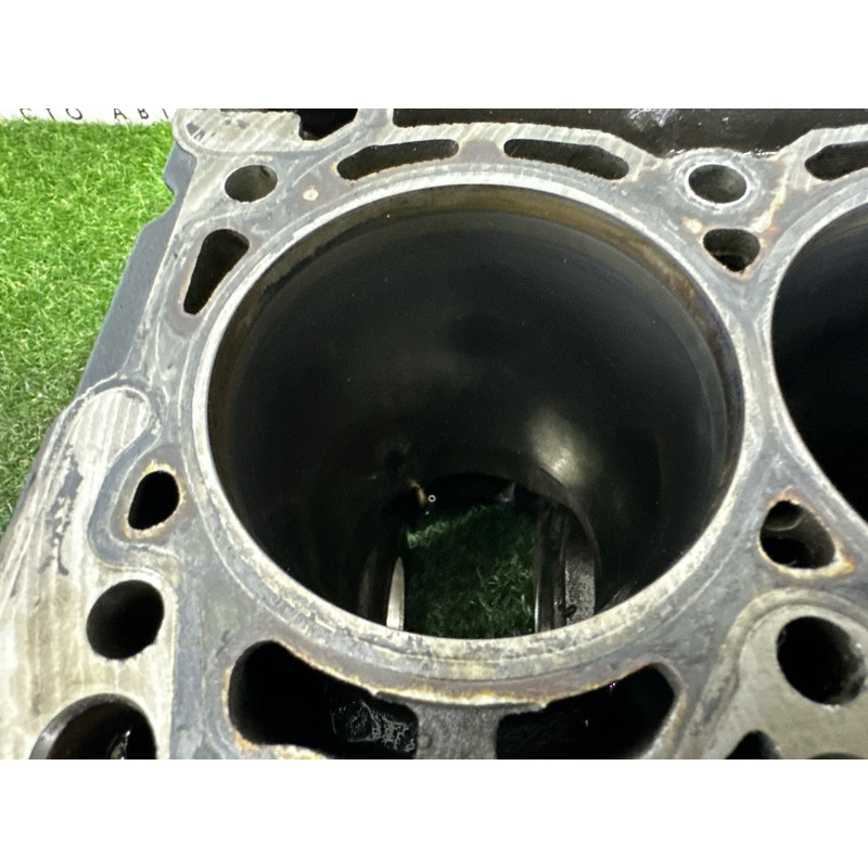 Блок цилиндров (двигатель и элементы) AUDI Q5 8R 2012 2.0 CAEB 06H103011AP