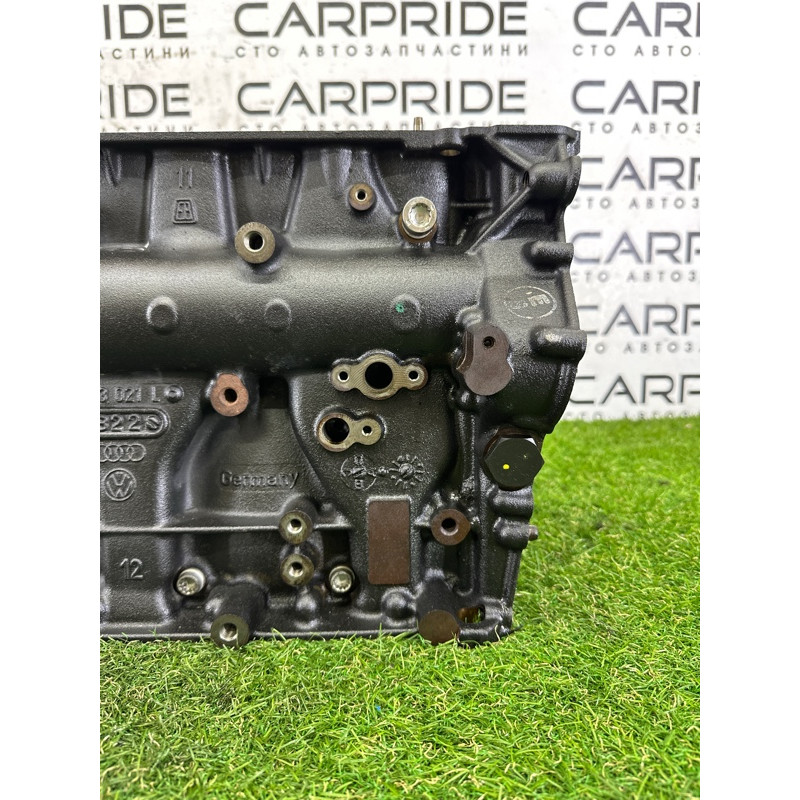 Блок цилиндров (двигатель и элементы) AUDI Q5 8R 2012 2.0 CAEB 06H103011AP