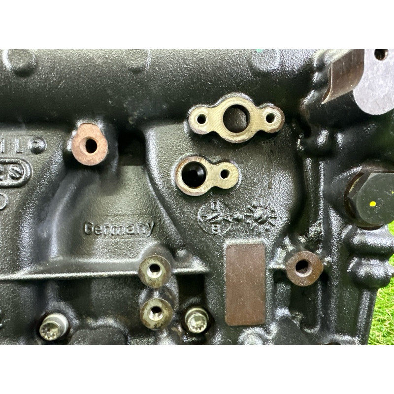 Блок цилиндров (двигатель и элементы) AUDI Q5 8R 2012 2.0 CAEB 06H103011AP