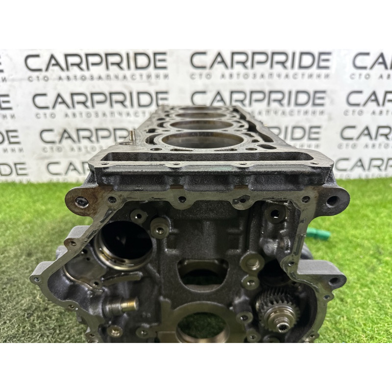 Блок цилиндров (двигатель и элементы) AUDI Q5 8R 2012 2.0 CAEB 06H103011AP