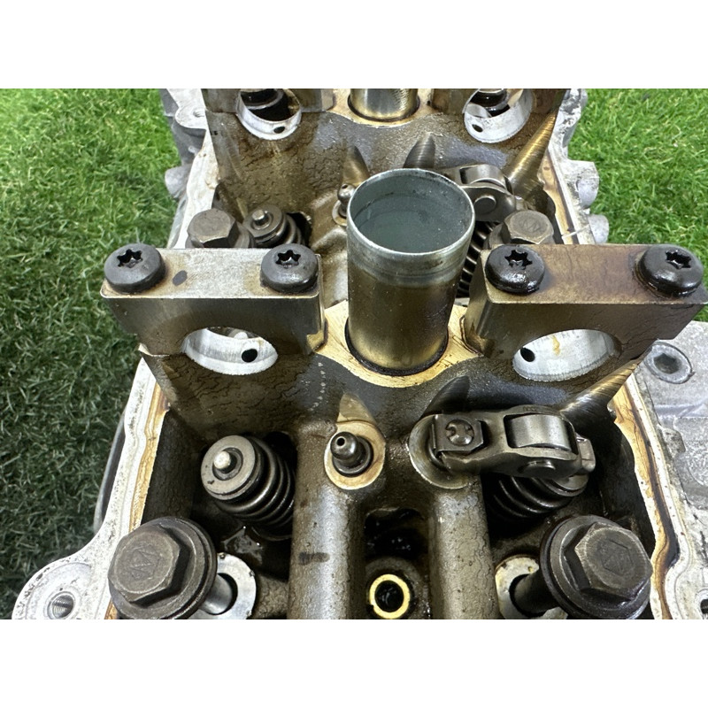 Головка блока цилиндров (двигатель и элементы) Jeep Grand Cherokee WK2 2017 68293288AA