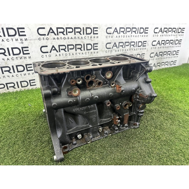 Блок цилиндров (двигатель и элементы) AUDI A5 F5 2020 2.0 CYMC 06L100037D