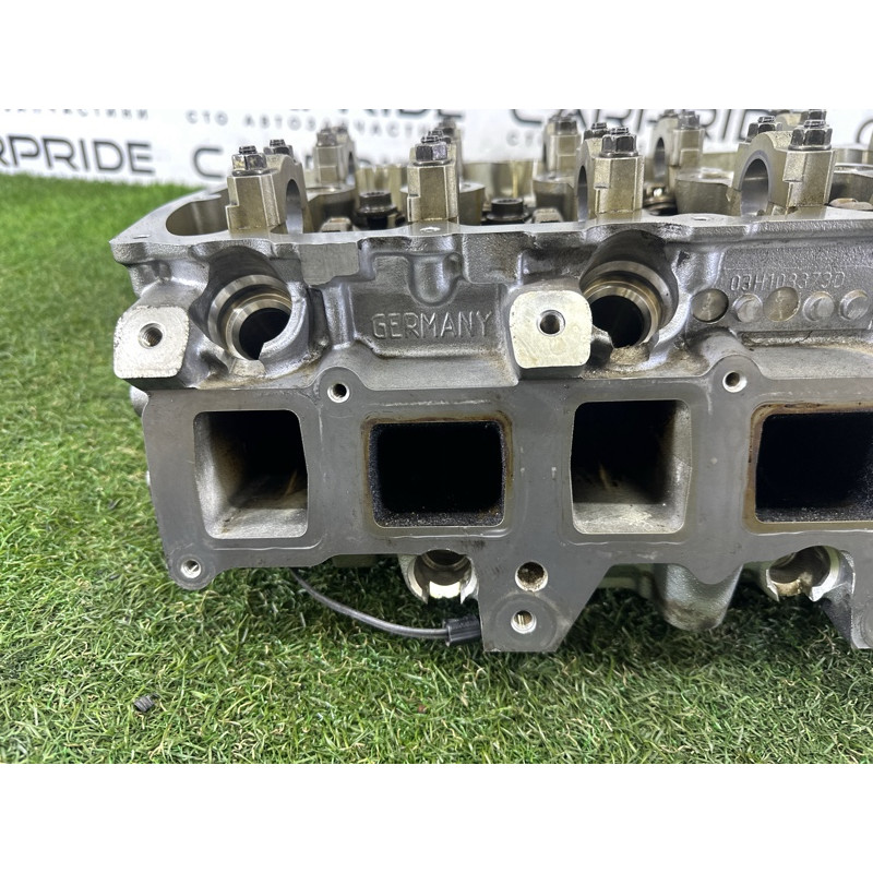 Головка блоку циліндрів (двигун та елементи) Volkswagen Touareg NF 2015 3.6 CGRA 03H103351C
