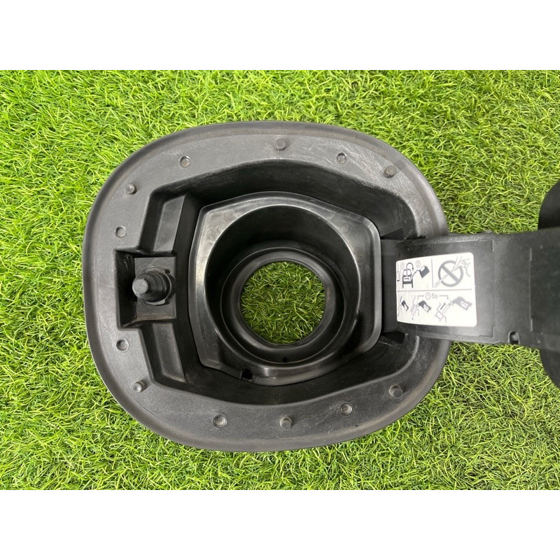 Лючок топливного бака (кузов и элементы) Nissan Rogue T33 2023 1.5 KR15DDT 781206RR0A